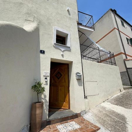 A Burga Du Muntin Hotel Spotorno Exterior photo